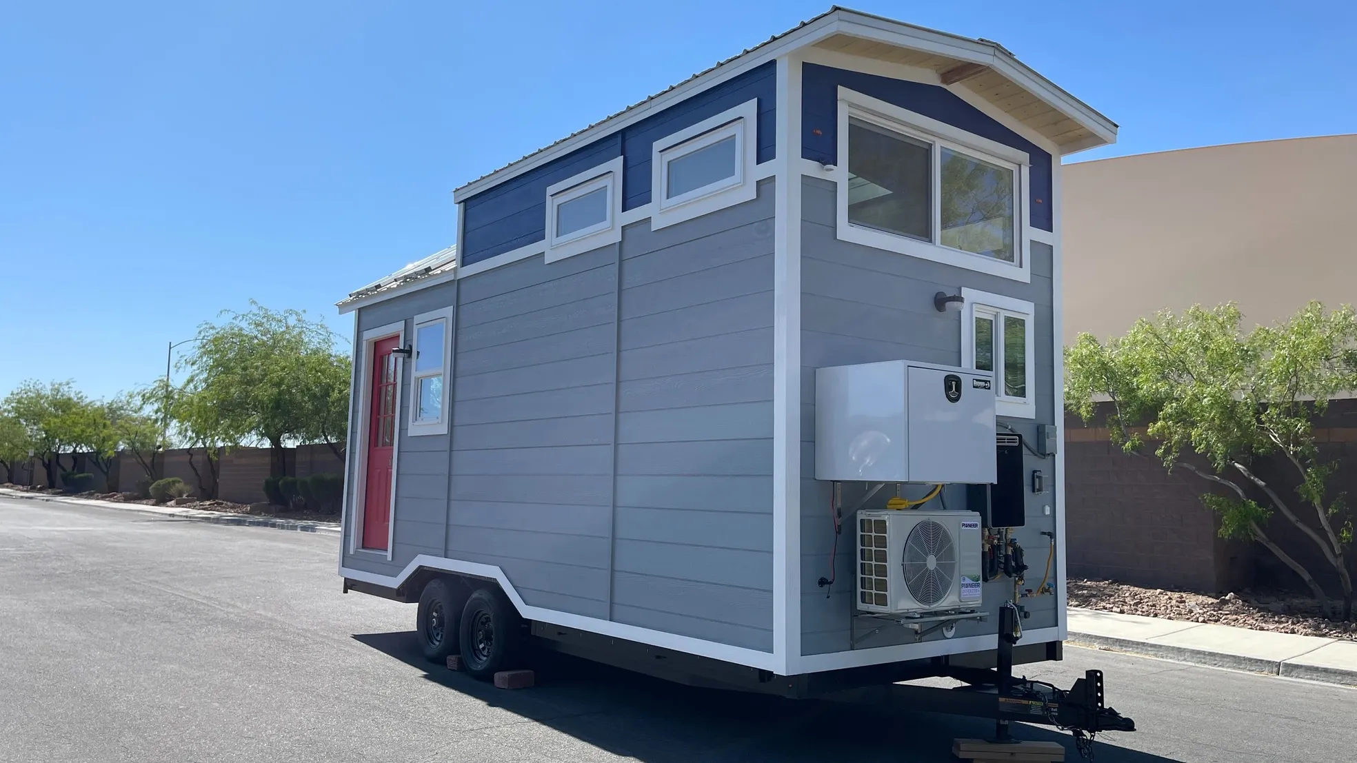 Craftsman Model-Tiny Homes on Wheels