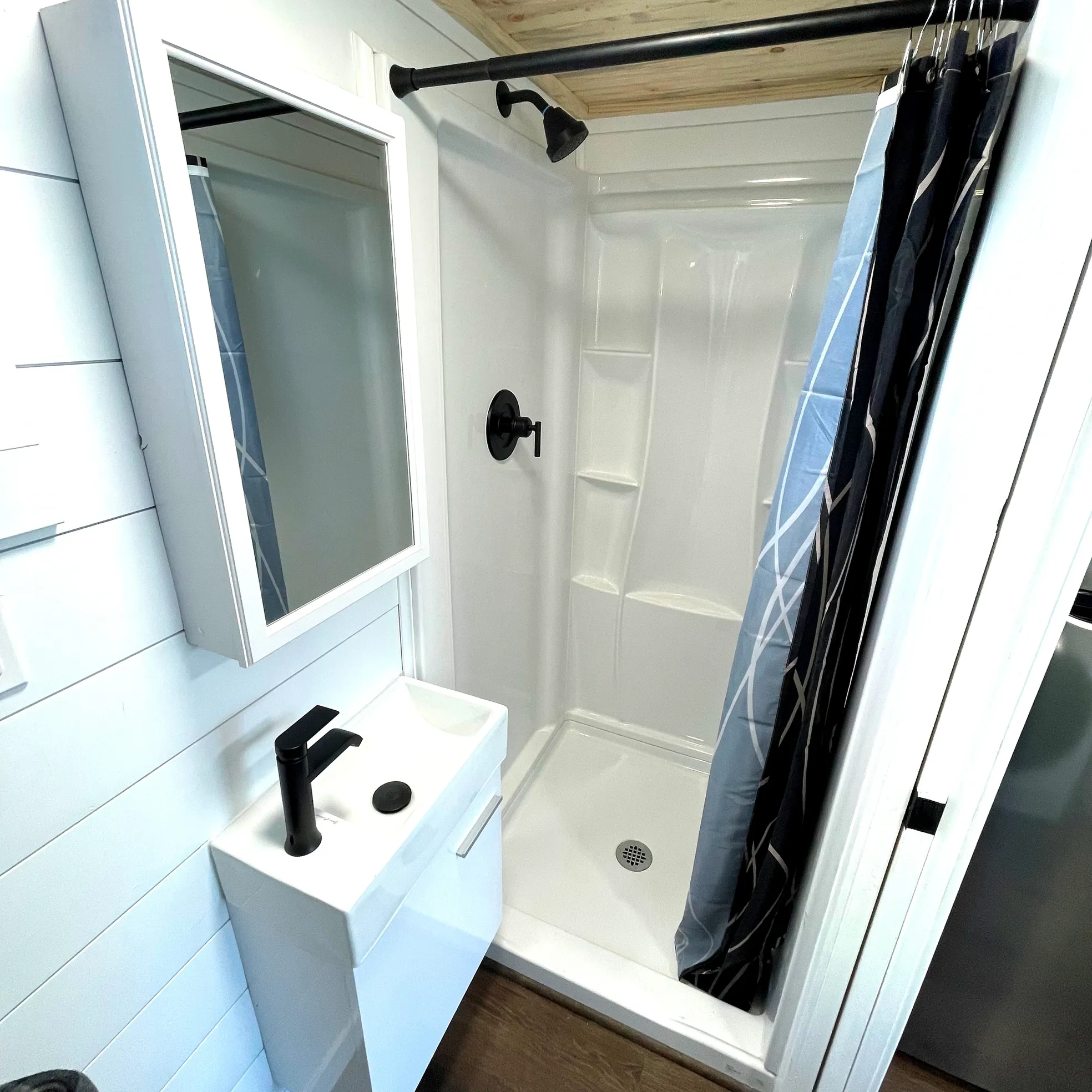 Craftsman Model-Tiny Homes on Wheels