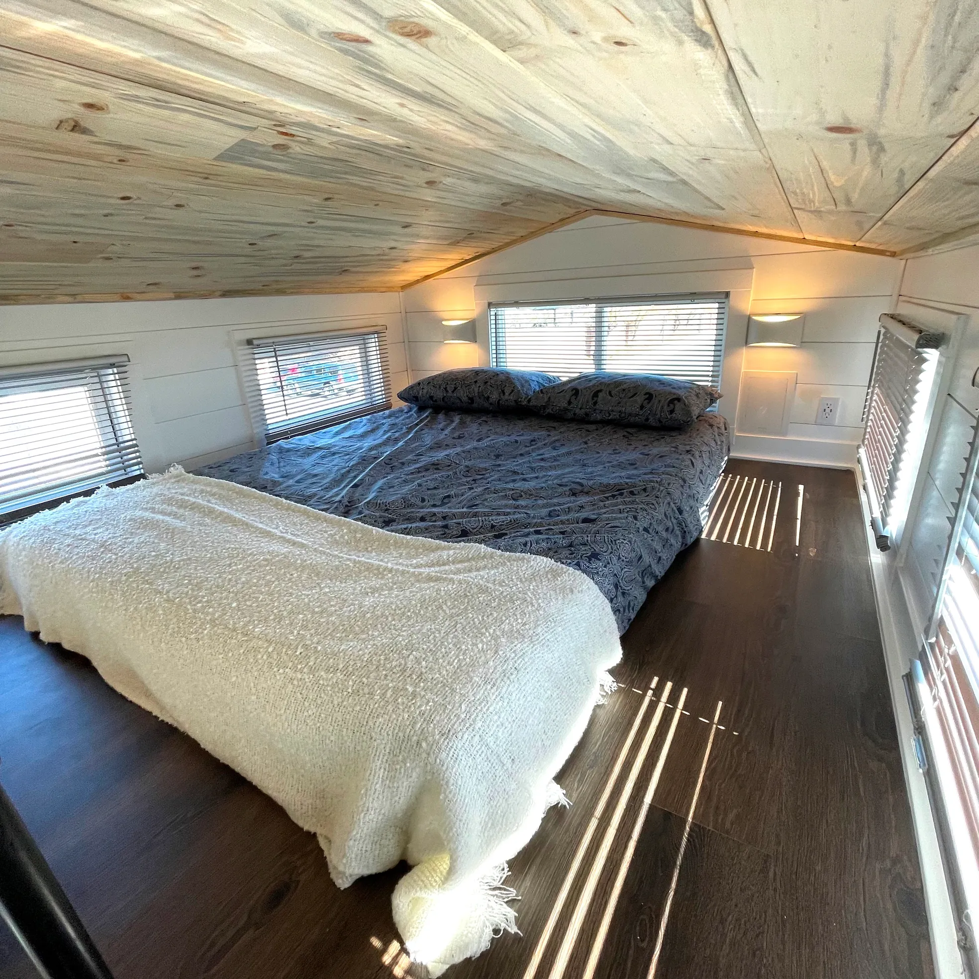 Craftsman Model-Tiny Homes on Wheels
