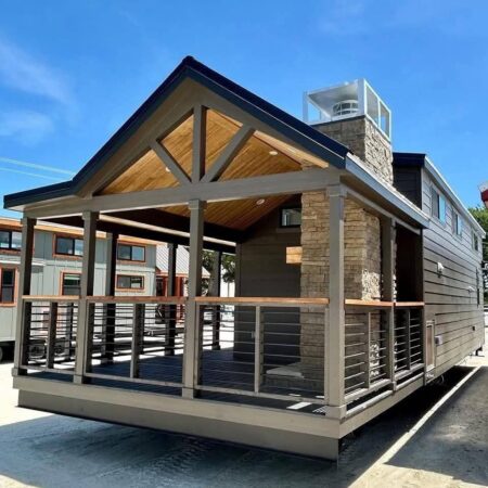 Platinum Cottage Meadow view